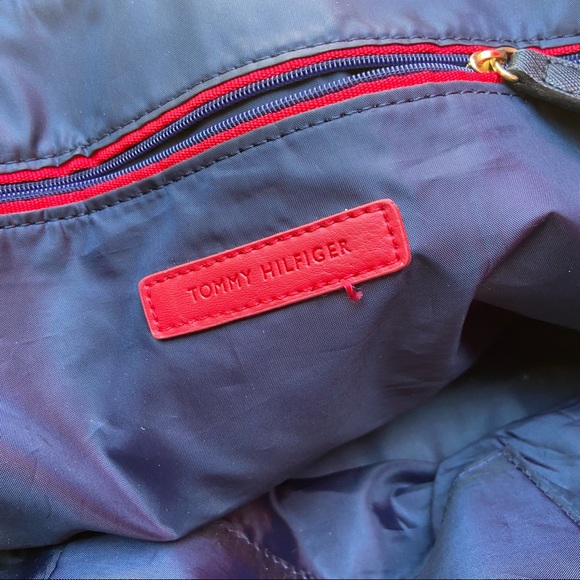 Tommy Hilfiger Signature Logo Handbag - Picture 8 of 11